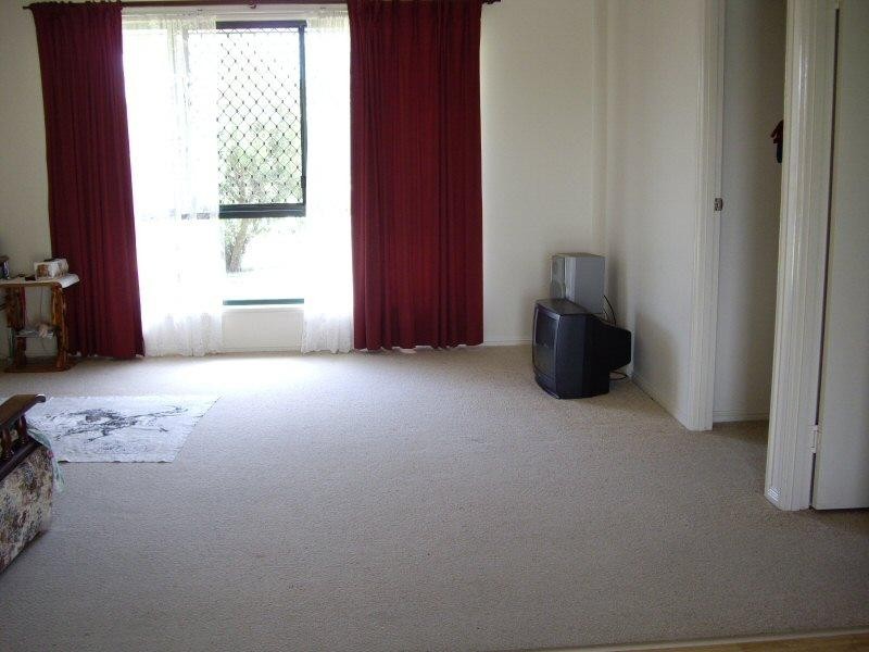 6 King Arthur Court, Urangan QLD 4655