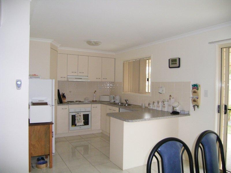 9 Moonstone Drive, Urangan QLD 4655