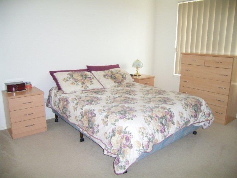 9 Moonstone Drive, Urangan QLD 4655