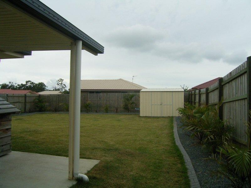 9 Moonstone Drive, Urangan QLD 4655