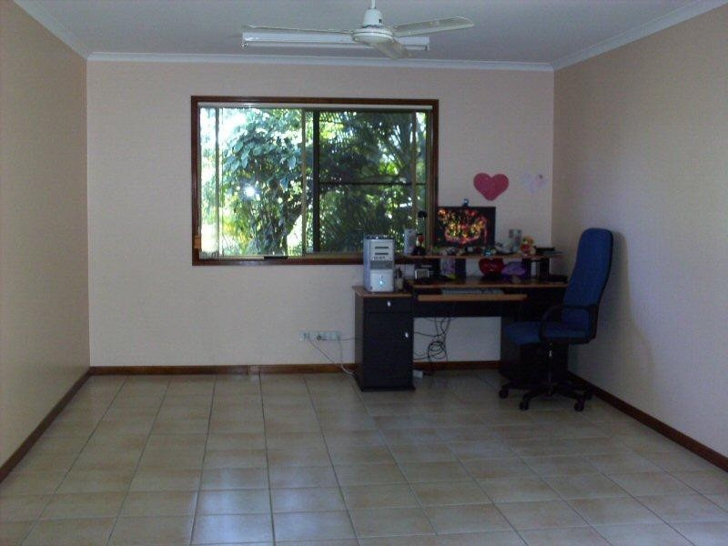 35 Oslove Drive, Booral QLD 4655