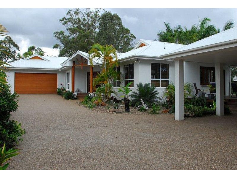 3 Sempfs Road, Dundowran Beach QLD 4655