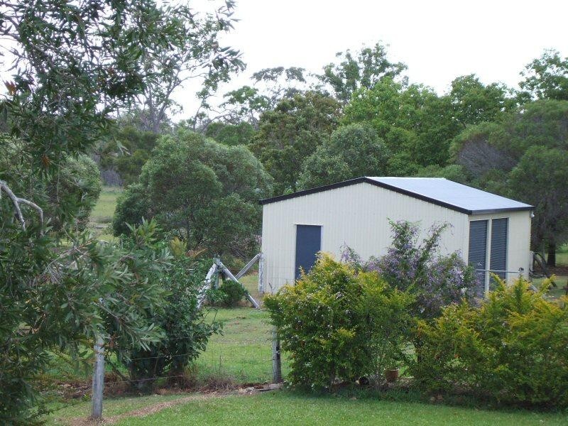 15 Tanzi Place, Nikenbah QLD 4655