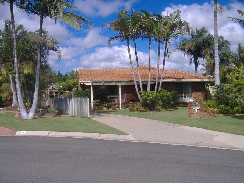 7 KENTIA COURT, Kawungan QLD 4655