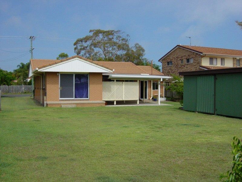 32 Long Street, Point Vernon QLD 4655
