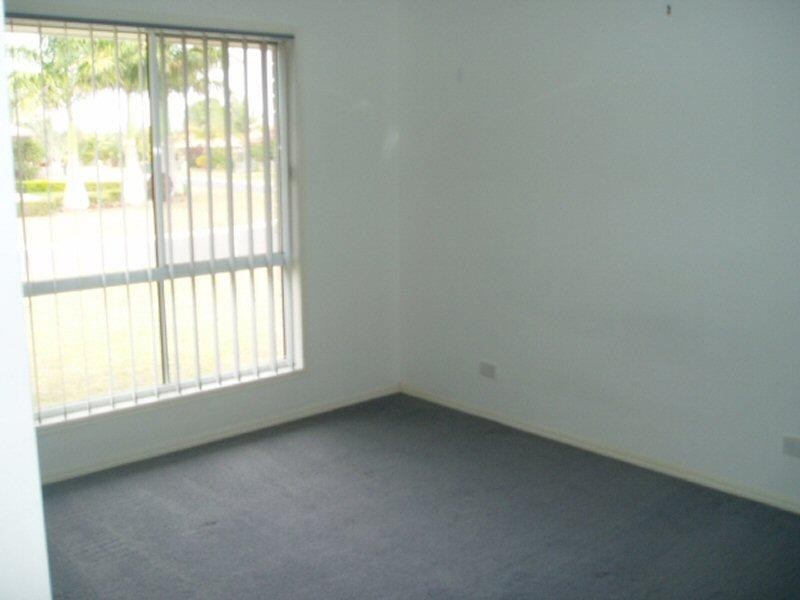 2 Daphne Court, Torquay QLD 4655