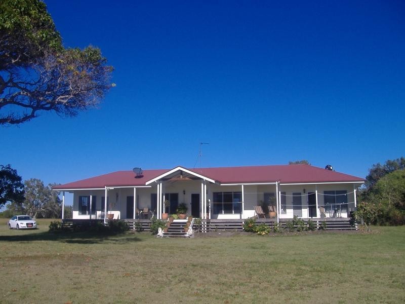 52 Francis Avenue, Booral QLD 4655