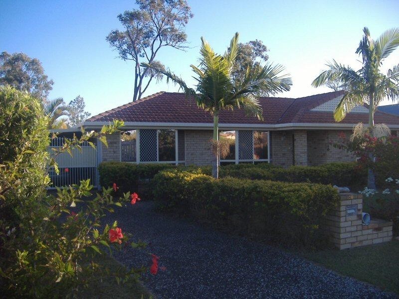 26 BOWERBIRD AVENUE, Eli Waters QLD 4655