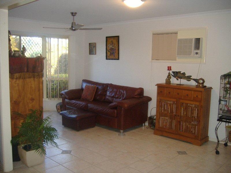 26 BOWERBIRD AVENUE, Eli Waters QLD 4655