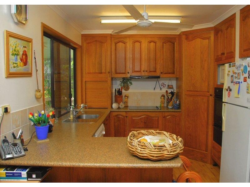 9 Morris Court, Toogoom QLD 4655