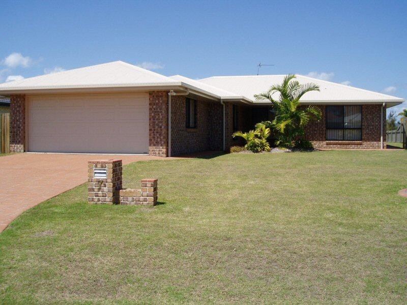 7 Treviso Court, Urangan QLD 4655