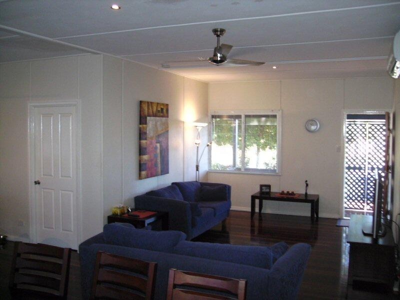 32 ANN STREET, Torquay QLD 4655