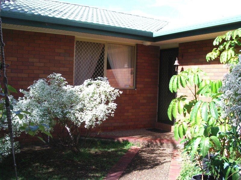 12 MARR STREET, Point Vernon QLD 4655