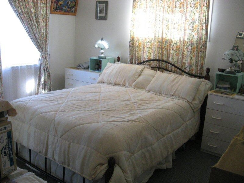 66 Kent Street, Urangan QLD 4655