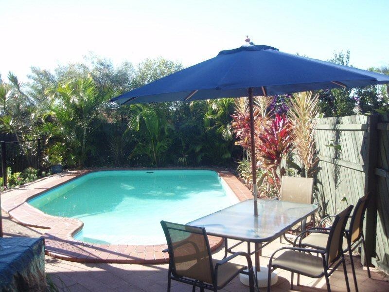 10 Tenimby Street, Pialba QLD 4655
