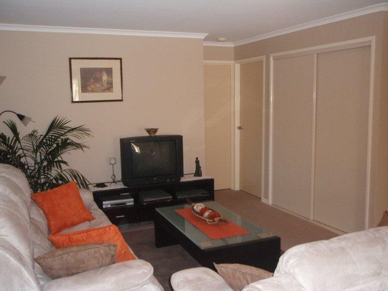 10 Tenimby Street, Pialba QLD 4655