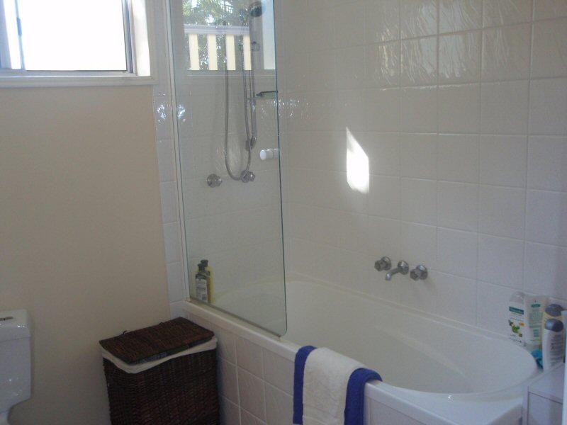 10 Tenimby Street, Pialba QLD 4655