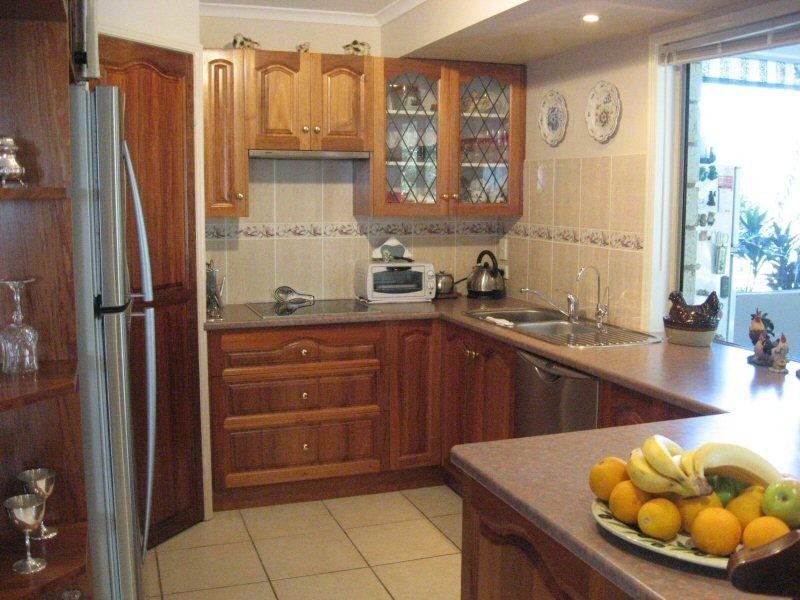 8 Moys Road, Booral QLD 4655