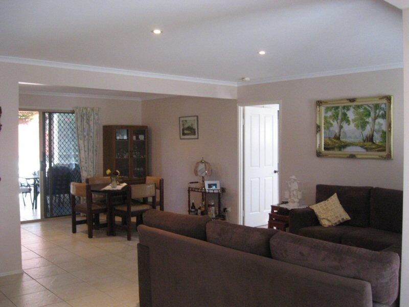 8 Moys Road, Booral QLD 4655