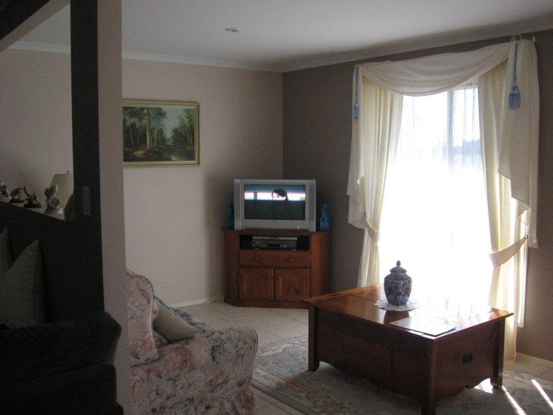 8 Moys Road, Booral QLD 4655