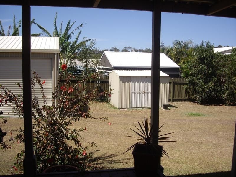 23 Bunker Avenue, Urraween QLD 4655