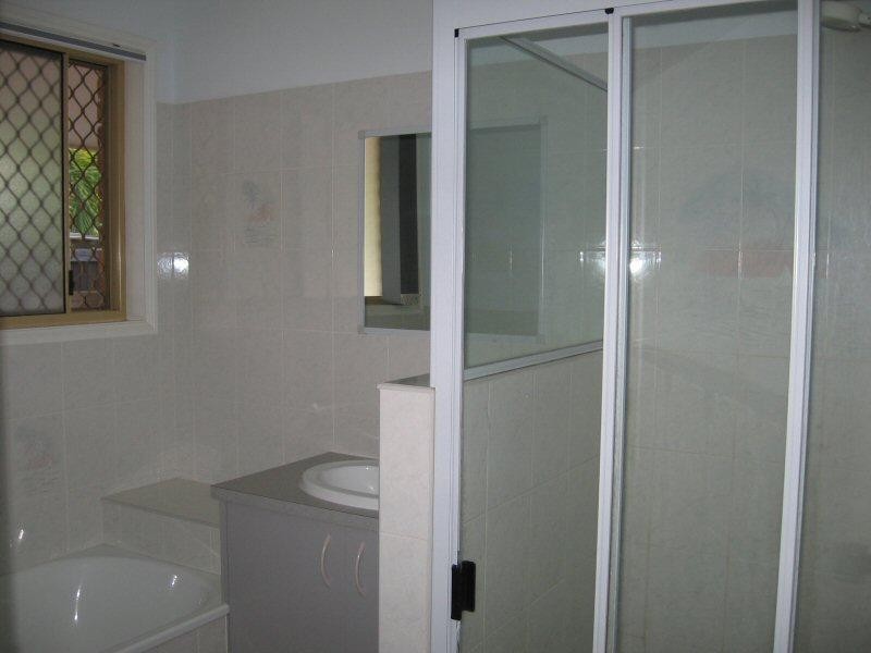 29 Ladbroke Crescent, Urangan QLD 4655