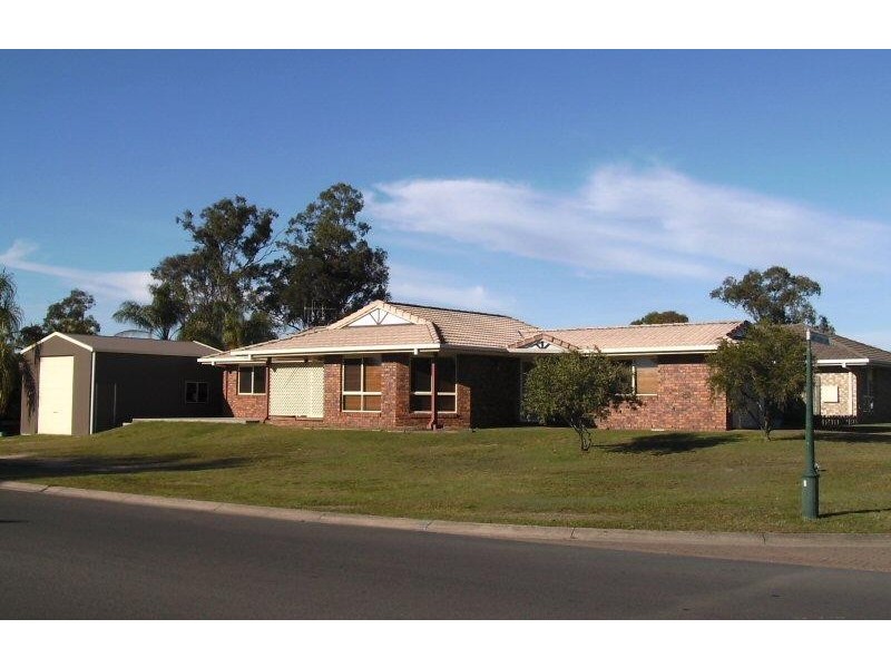 2 WATTLEBIRD LANE, Eli Waters QLD 4655