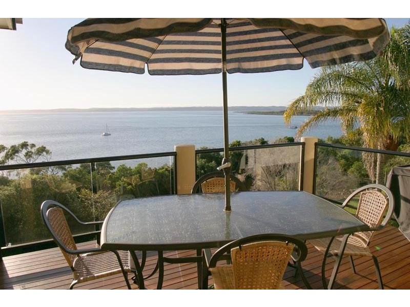 17 ARIADNE STREET, River Heads QLD 4655