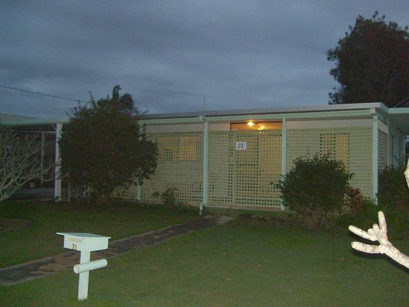 71 LIMPUS STREET, Urangan QLD 4655