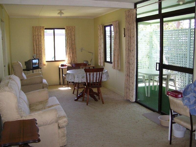 71 LIMPUS STREET, Urangan QLD 4655