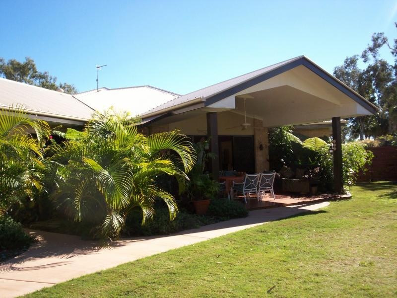 6 Hawk Court, Dundowran Beach QLD 4655