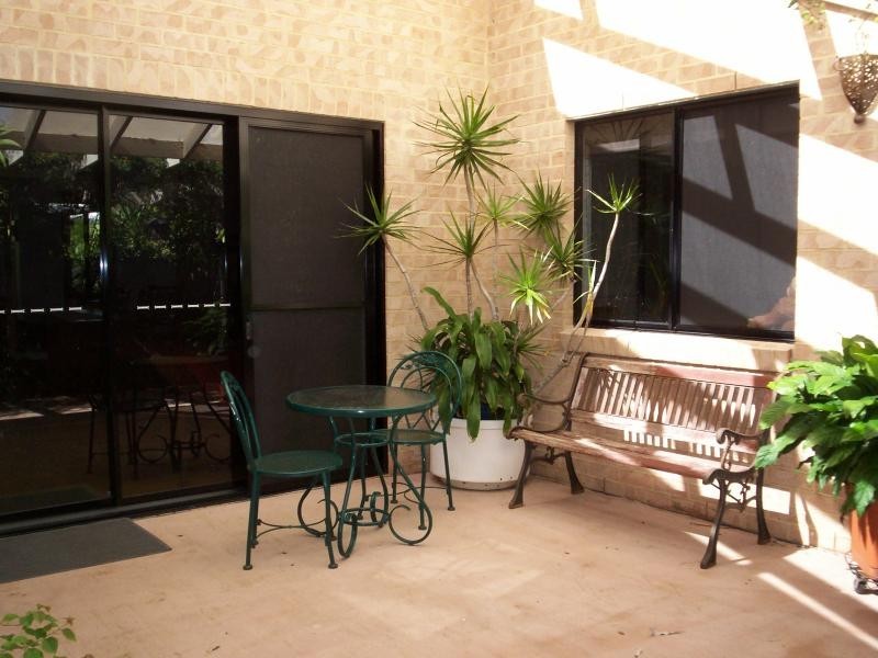 6 Hawk Court, Dundowran Beach QLD 4655