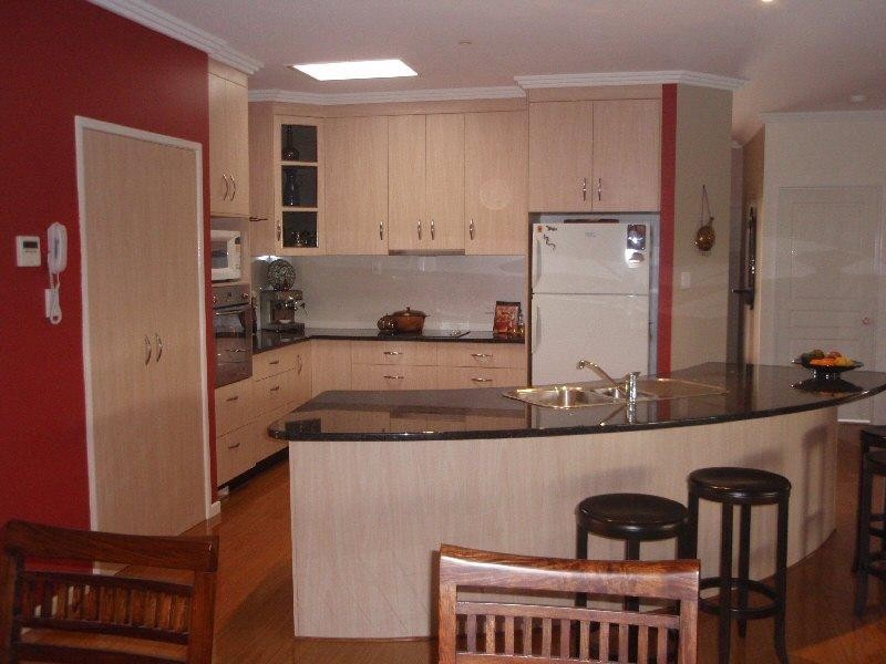 6 Hawk Court, Dundowran Beach QLD 4655