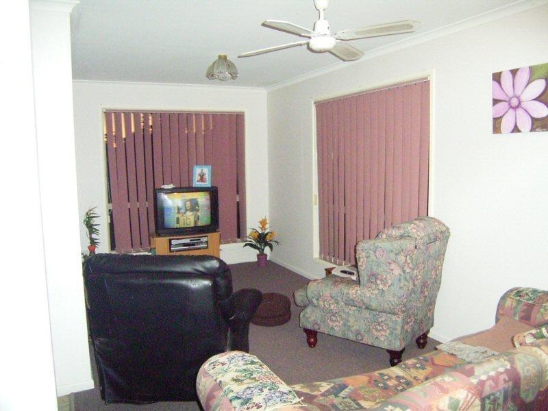 9 Toohey Court, Torquay QLD 4655