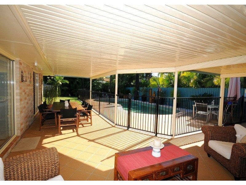 11 Aqualine Drive, Point Vernon QLD 4655