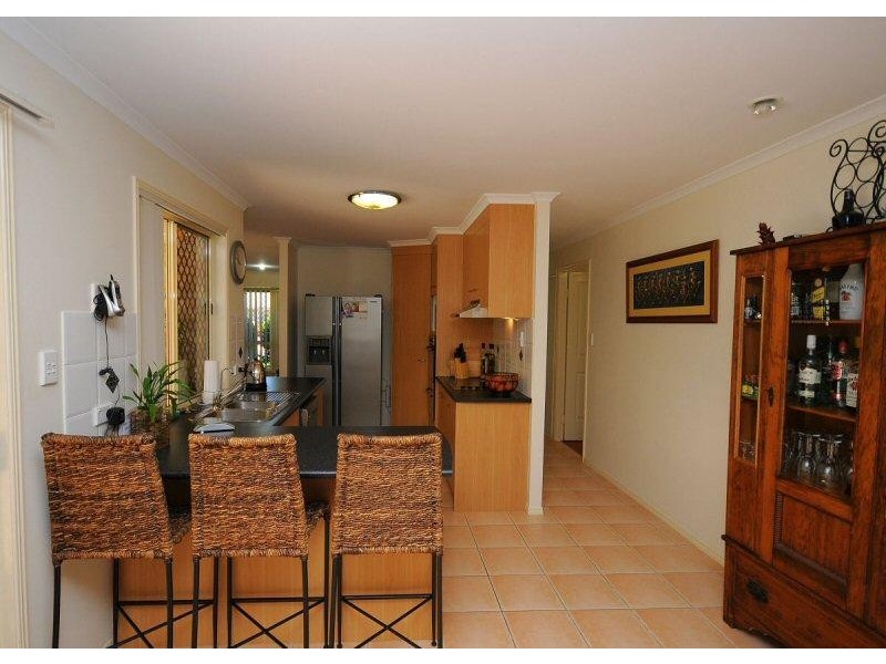 11 Aqualine Drive, Point Vernon QLD 4655