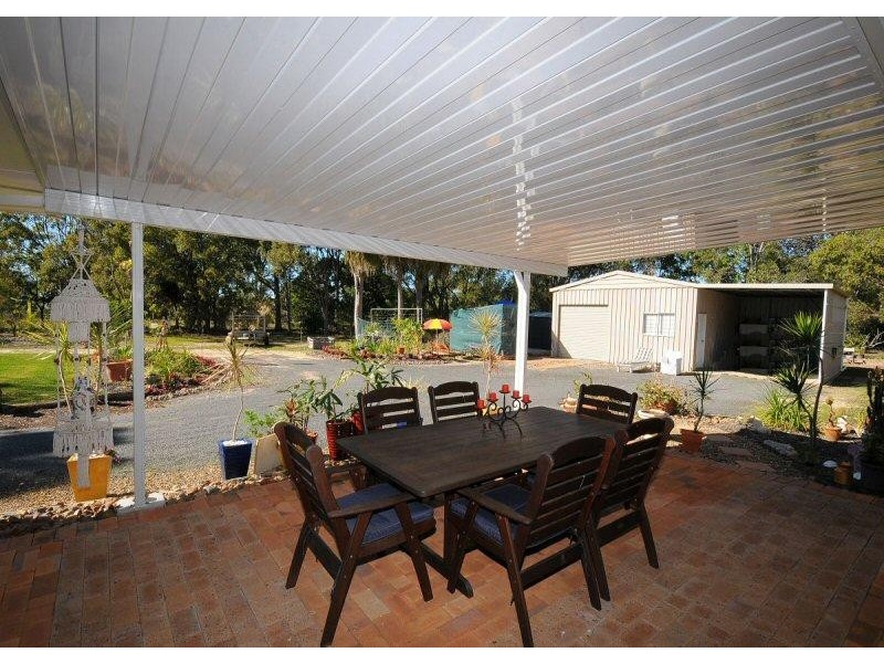 14 Boundary Road, Urangan QLD 4655