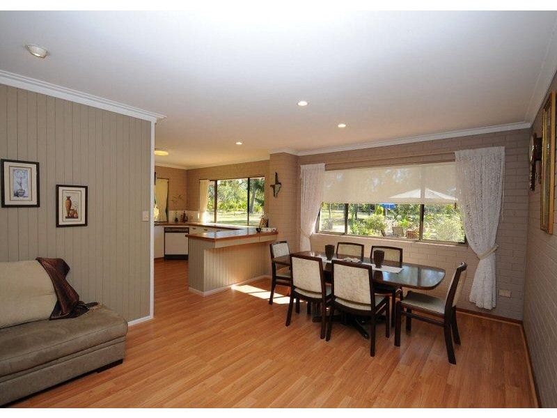 14 Boundary Road, Urangan QLD 4655