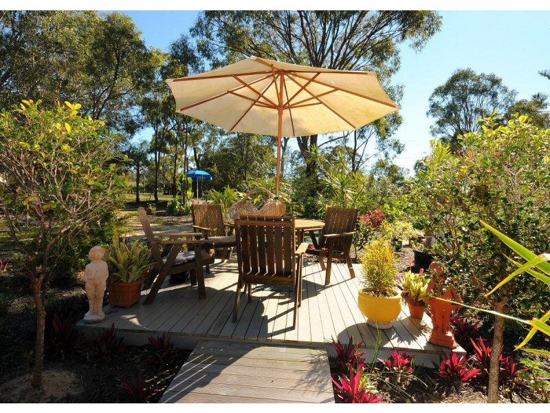 14 Boundary Road, Urangan QLD 4655