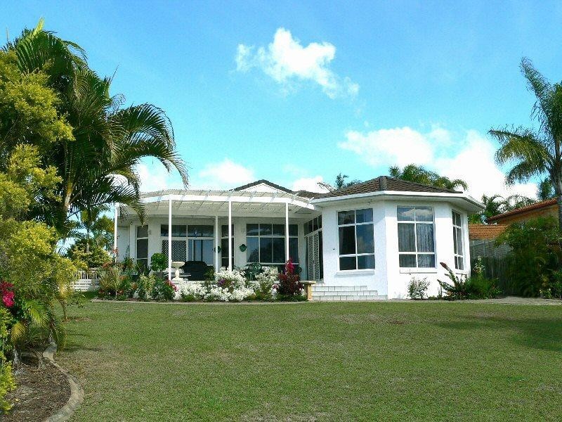 27 Royal Drive, Kawungan QLD 4655