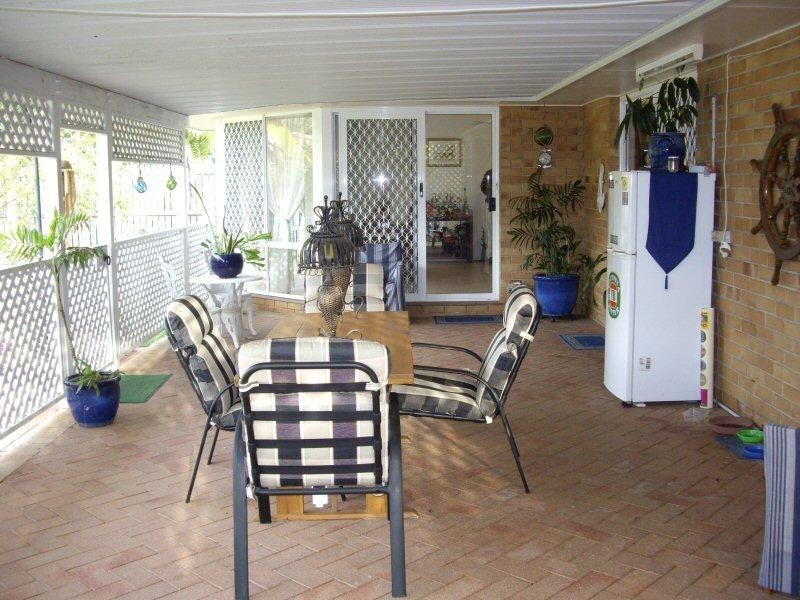 59 Bowerbird Avenue, Eli Waters QLD 4655