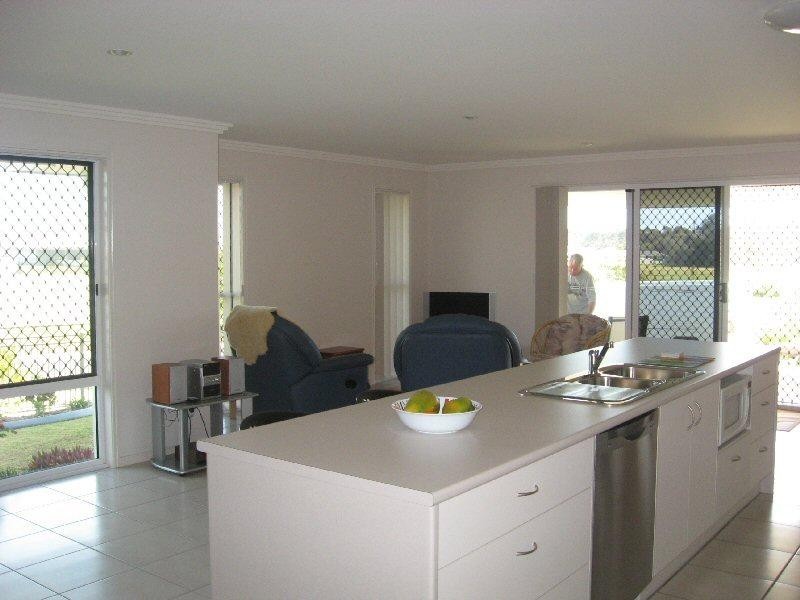 15 Bayswater Drive, Urraween QLD 4655