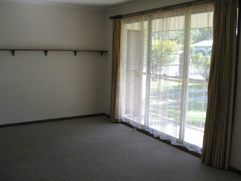 36 Drummond Street, Urangan QLD 4655