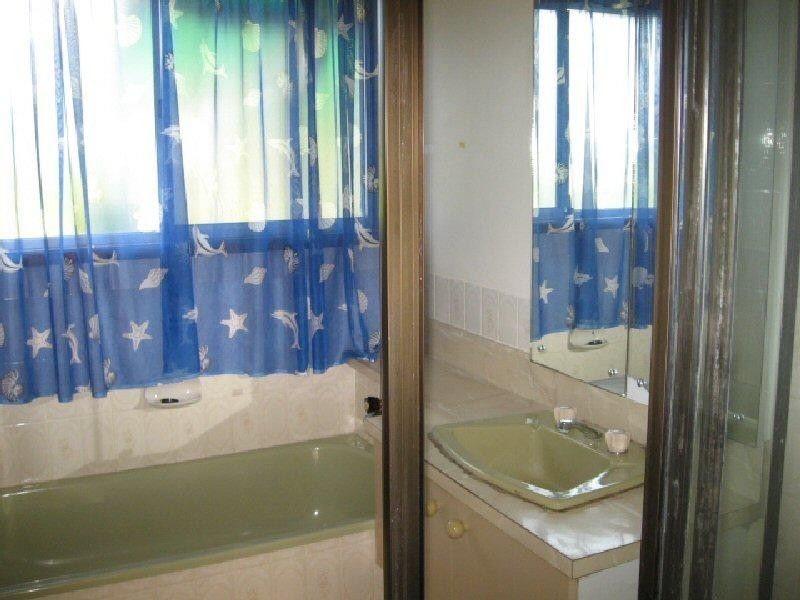 36 Drummond Street, Urangan QLD 4655