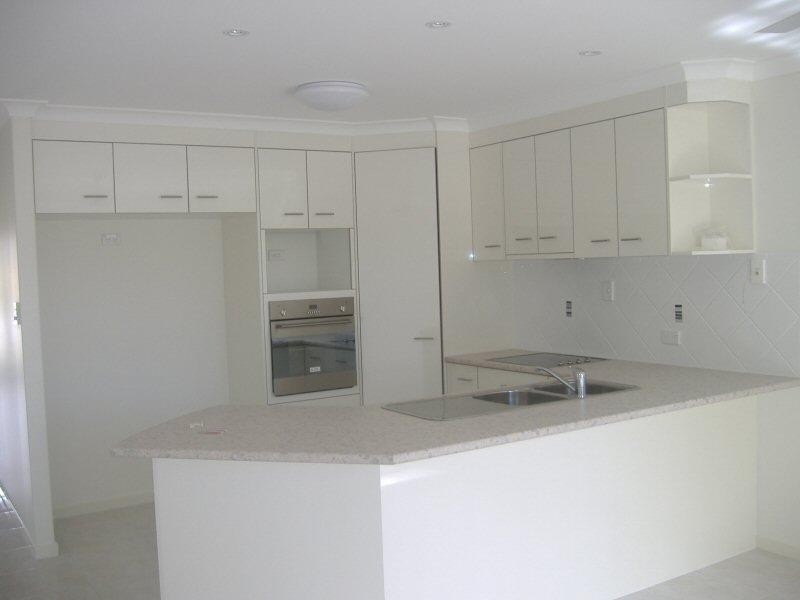 35 Wuruma Street, Scarness QLD 4655