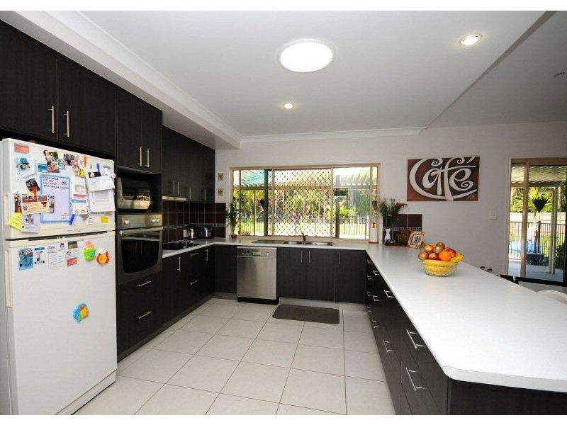 37 Seahorse Circuit, Dundowran Beach QLD 4655