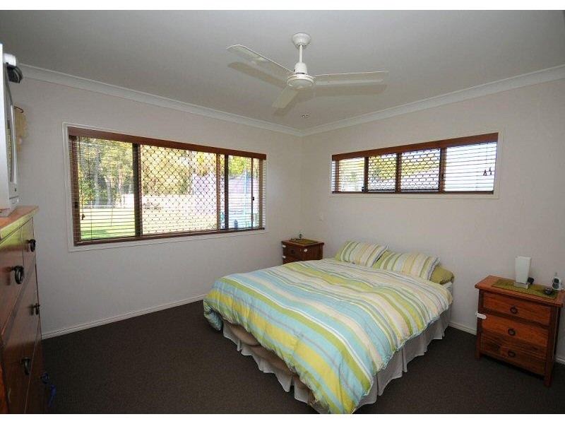 37 Seahorse Circuit, Dundowran Beach QLD 4655