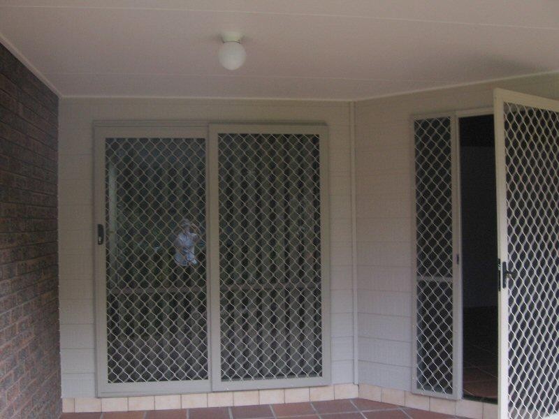 Unit 1/272 Torquay Terrace, Torquay QLD 4655