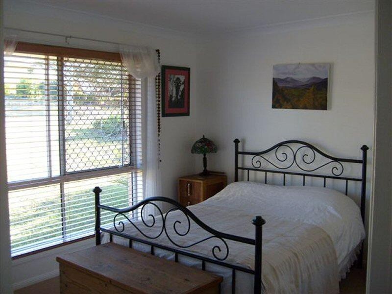 12 Annette Street, Dundowran Beach QLD 4655