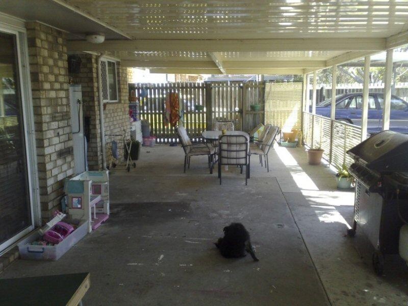 111 Limpus Street, Urangan QLD 4655